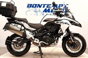 Benelli TRK 502 + BAULETTO GIVI