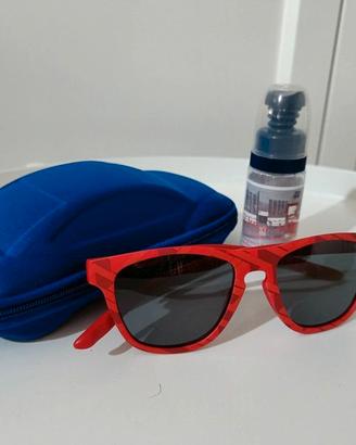 Occhiali da sole bambino/ rosso/ blu