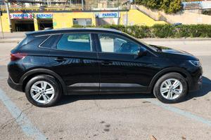 opel Grandland x 1.6 120cv