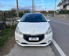 Peugeot 208 1.4 e-HDi 68CV AUTOMATICA 5 porte Acti