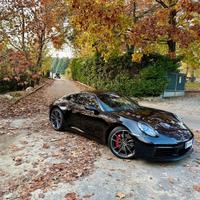 Porsche 911 carrera 4S