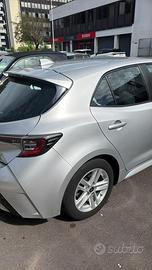 Toyota corolla hybrid 2021