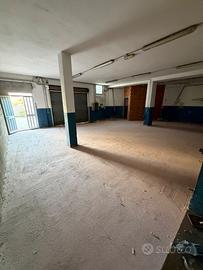 Locale artigianale/deposito