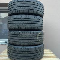 Gomme auto