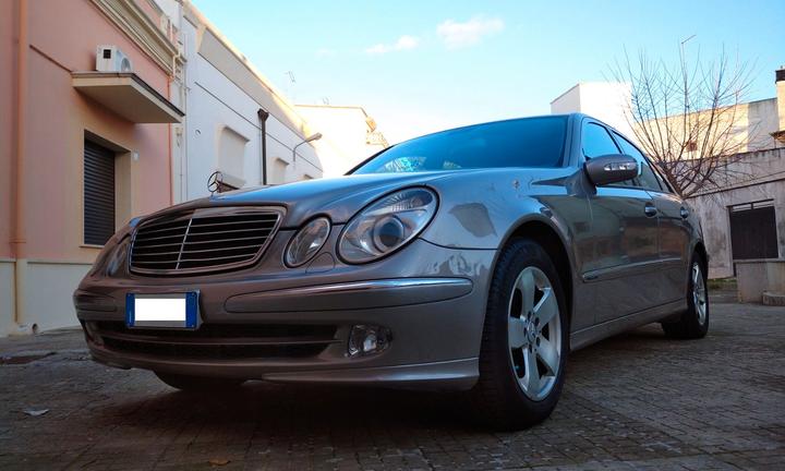 Mercedes-Benz E270 CDI Avantgarde W211 PERFETTA