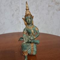 Statuetta in stile thailandese in bronzo.