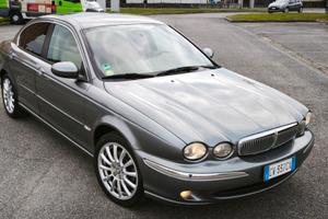 JAGUAR X TYPE
