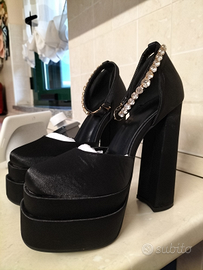 SCARPE DECOLLETÈ con tacco