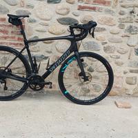 Specialized roubaix 