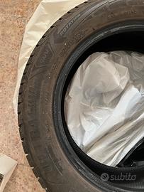 Pneumatici invernali 215/60 R17