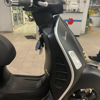 Stupenda Vespa GTS SUPERTECH 300