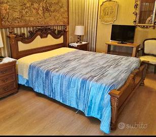 Letto matrimoniale in stile veneziano