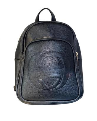 Zaino Nero Effetto Pelle Martellata con Fibbie Oro