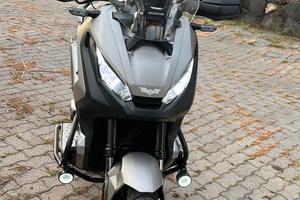 Honda Xadv 750