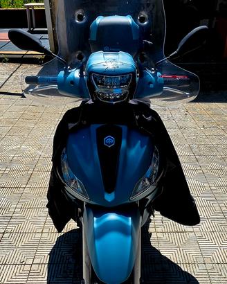 Piaggio Medley 200 S