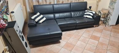 Divano in pelle 