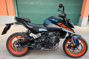 KTM Duke 125
