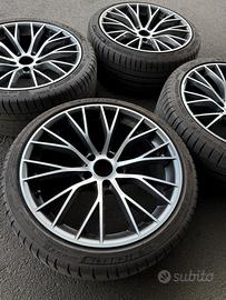 4 Cerchi 19” + Pneumatici Michelin runflat