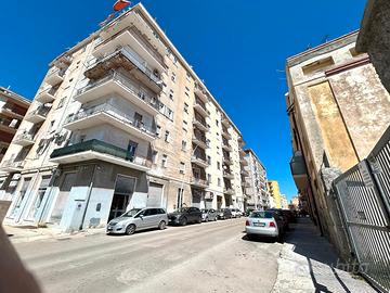 Via turati piano alto luminoso