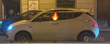 Cerchi in lega lancia Y