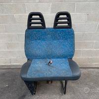 Sedile anteriore ds Iveco Daily 35C11 2000 azzurro