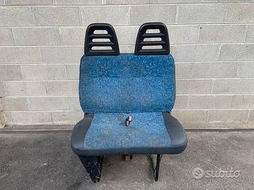 Sedile anteriore ds Iveco Daily 35C11 2000 azzurro