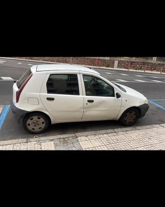 Fiat Punto 1.3 Muktijet-Anno-2005- Neopatentati