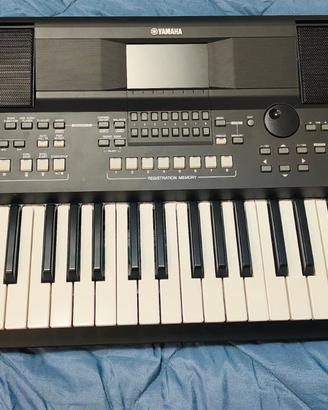 Yamaha Psr Sx600