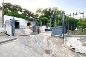 VILLA SINGOLA A NAPOLI