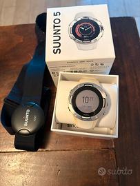 Orologio sportivo Suunto 5 con fascia cardio