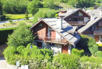 PORZIONE DI BIFAMILIARE A BARDONECCHIA
