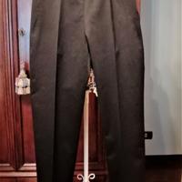 Pantaloni di qualità ad un prezzo stracciato