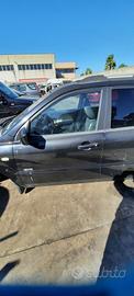KIA SPORTAGE 4WD 2008 - PORTA ANTERIORE SINISTRO