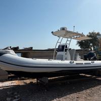 Gommone fisherman 700