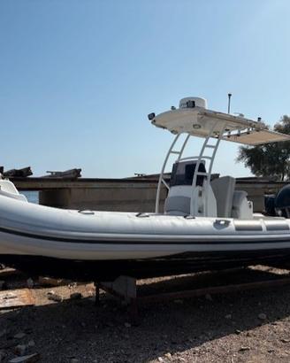 Gommone fisherman 700