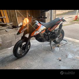 KTM 690 supermoto 2007