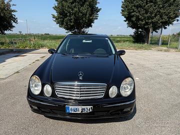 Mercedes-Benz E 220 cdi Elegance