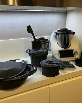 Bimby TM6 e II boccale e affettatutto e spiralizer