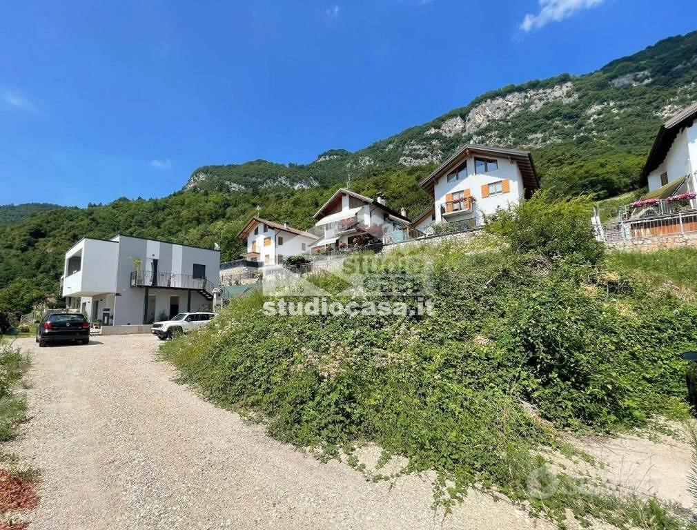 Terreno di 540 m² a Isera - Altro
