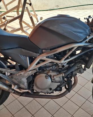 Cagiva Raptor 650 i.e.