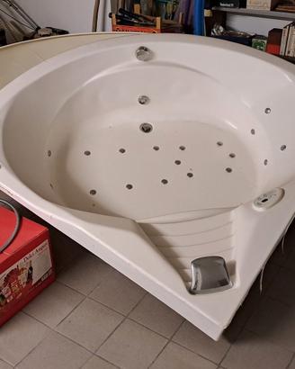vasca idro angolare bianca