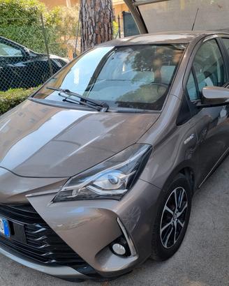 Toyota Yaris 1.5 Hybrid 5 porte Active