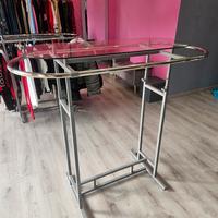 Espositore per negozio abbigliamento