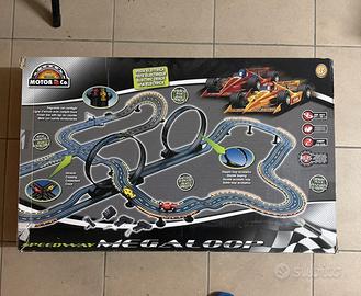 Pista radiocomandata macchine