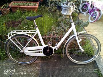 Bicicletta da donna.