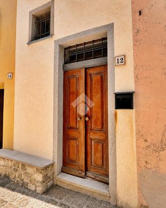 2 LOCALI A MONTEFIORE CONCA