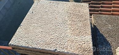 piastrelle esterne graniglia 50x50