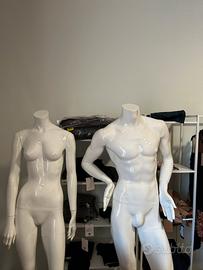 Coppia manichini da negozio uomo + donna – vetrina
