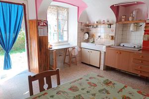 CASA SEMINDIPENDENTE A CAMANDONA