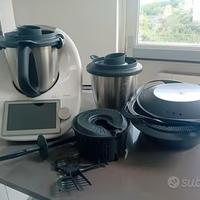 Bimby tm6 con tutti gli accessori